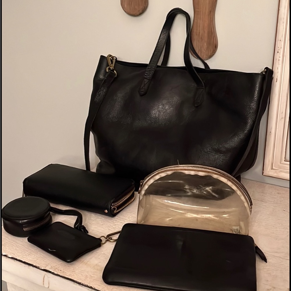 Madewell Ziptop Medium Transport Tote & Accessories